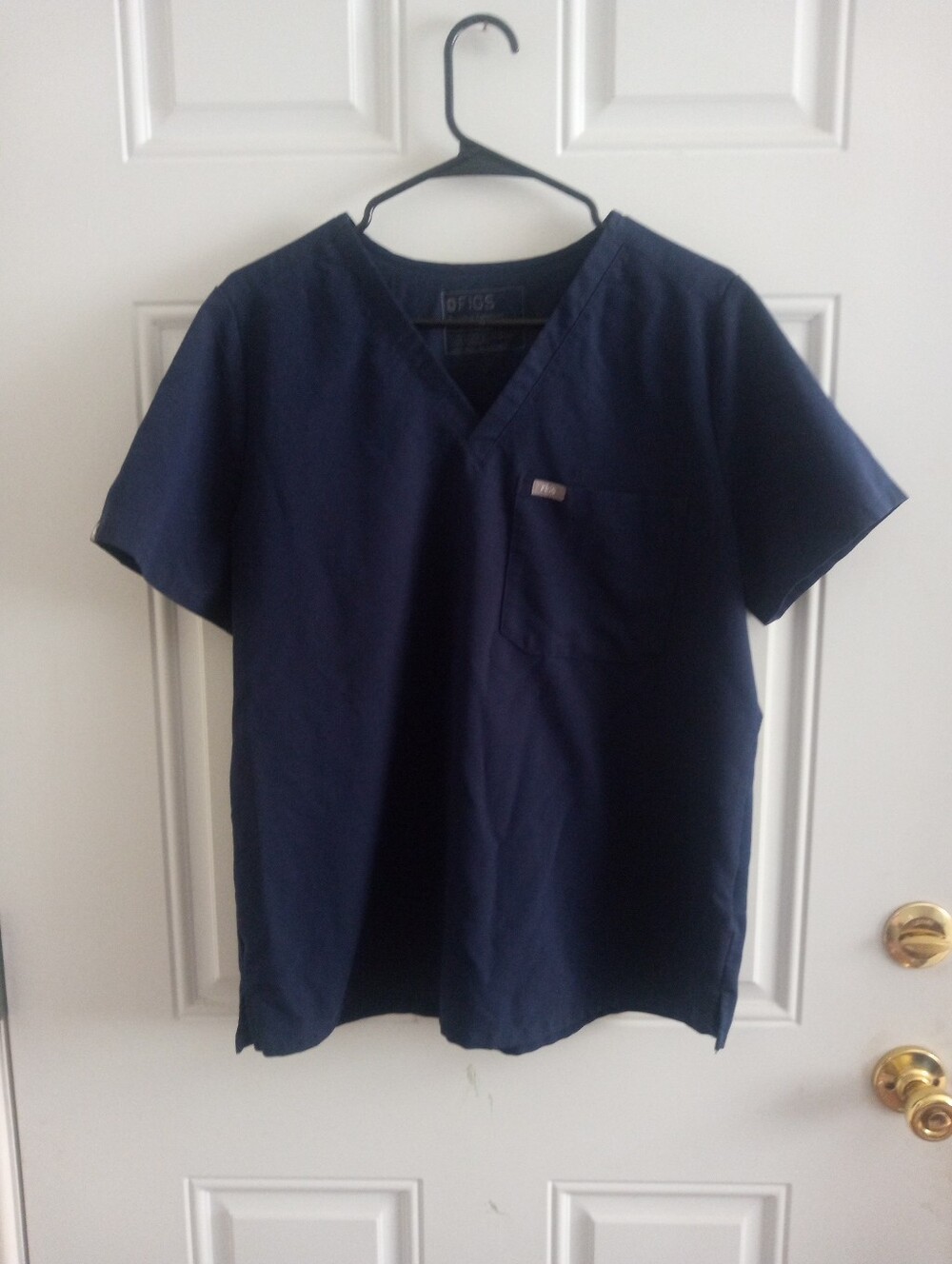 Women's  Figs Navy Blue Scrubs Top Size L Excellent Condition  FW1000